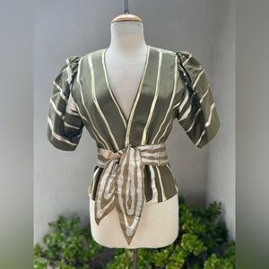 Vintage gorgeous Art to wear olive green jacket top silvers belt XS Terry & Toni